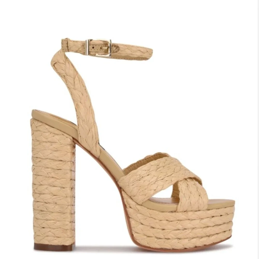 NWOB Nine West Hadyn Platform Sandal